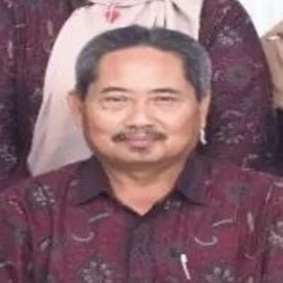 Suyadi, SMIP., SKM, M. Kes